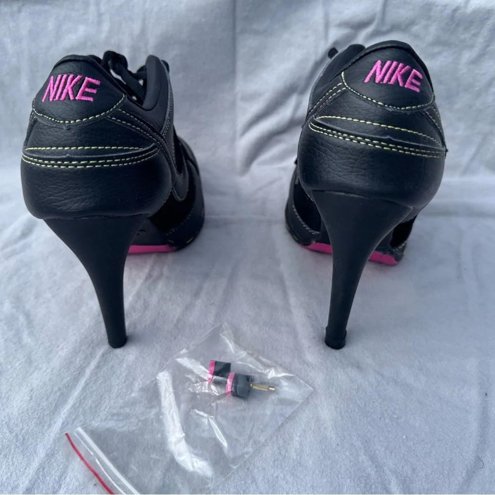 Nike Black and Pink Women's Heels - Picture 4 of 7